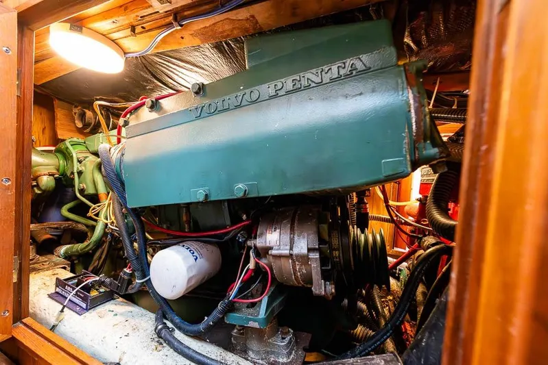 Koh -i -noor Yacht Photos Pics Engine room of 1974 C&C 61 Ocean Racer with Volvo Penta engine.