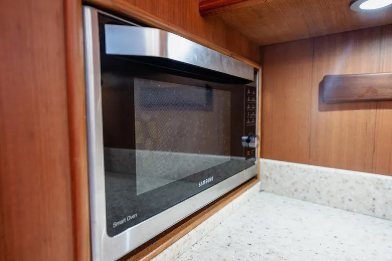 Southern Ground Yacht Photos Pics Built-in Samsung microwave in 2015 Winter Custom Yachts W-18 kitchen.