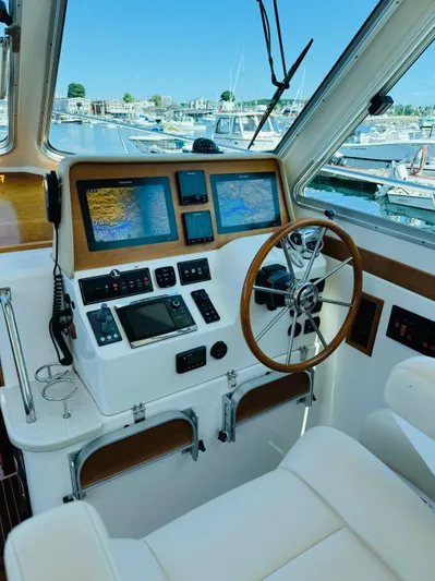 Half Moon Yacht Photos Pics 