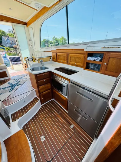 Half Moon Yacht Photos Pics 