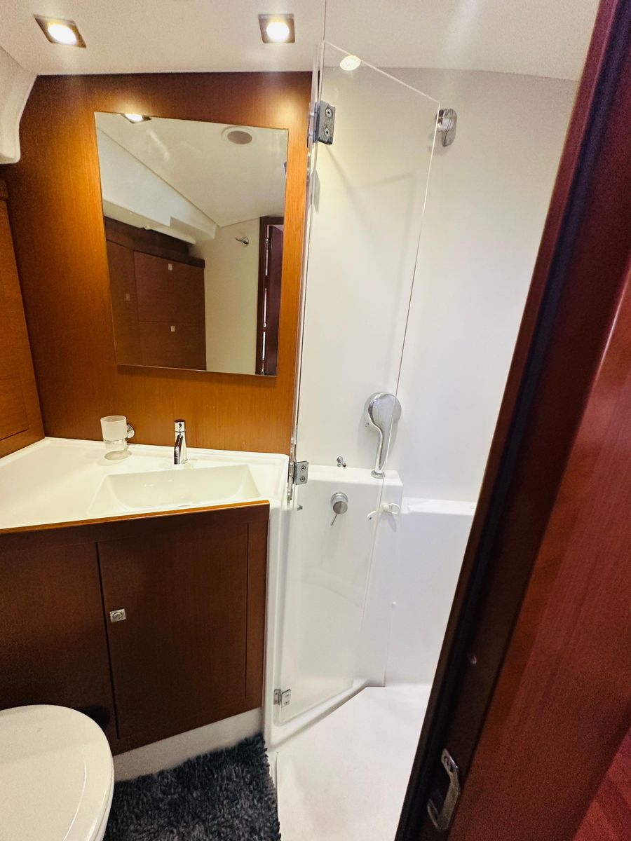 2015 Beneteau 45 