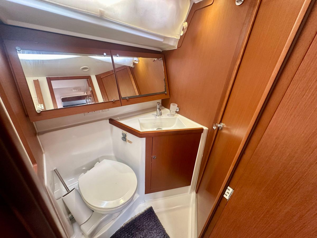 2015 Beneteau 45 