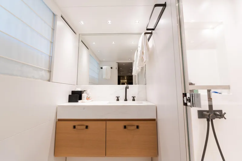 Gatsby Yacht Photos Pics Modern bathroom interior on 2021 Sanlorenzo SL96 yacht, featuring sleek design and elegant fixtures.
