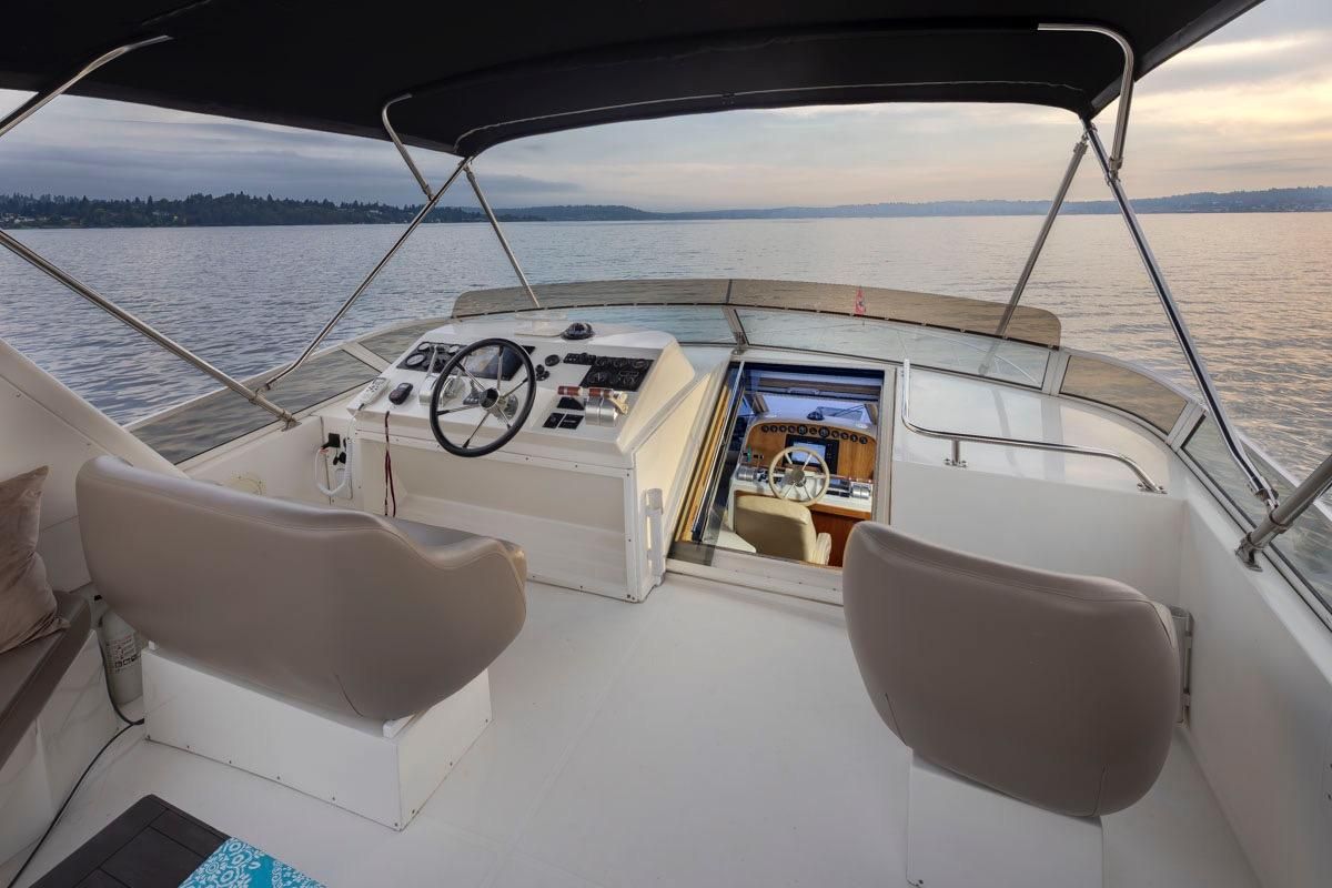 2003 Navigator 48 