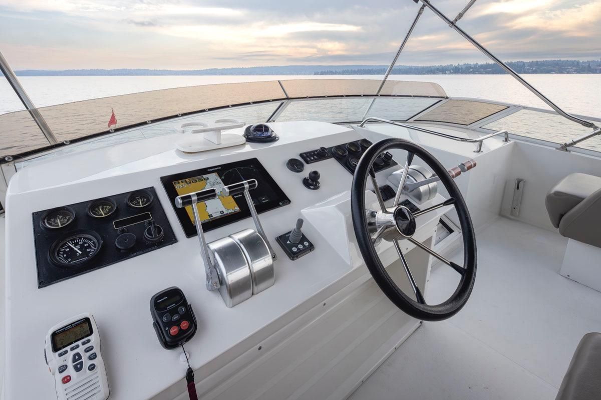 2003 Navigator 48 