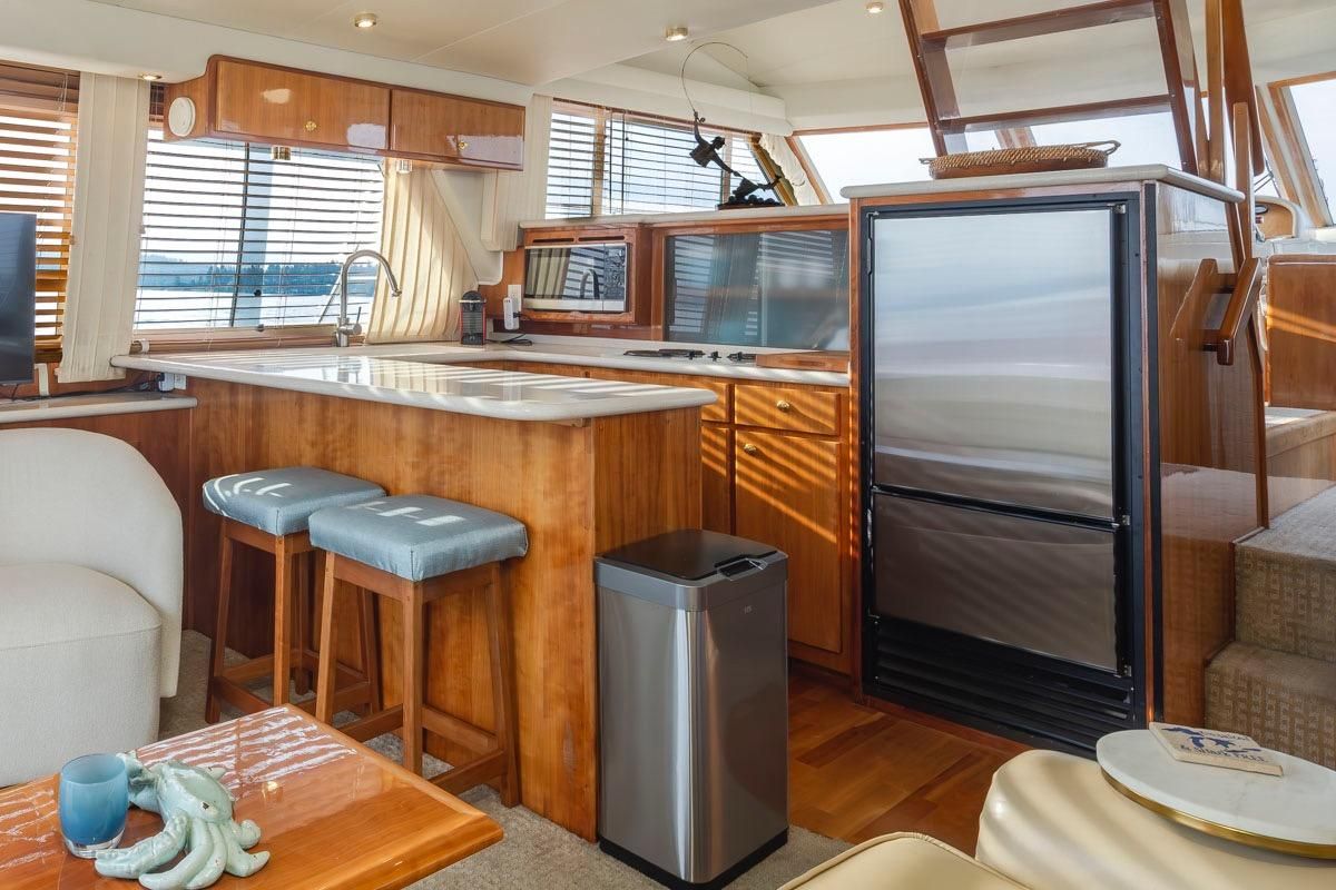 2003 Navigator 48 