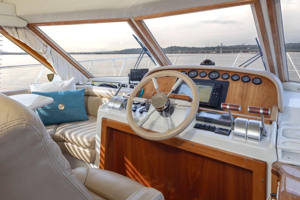 2003 Navigator 48 