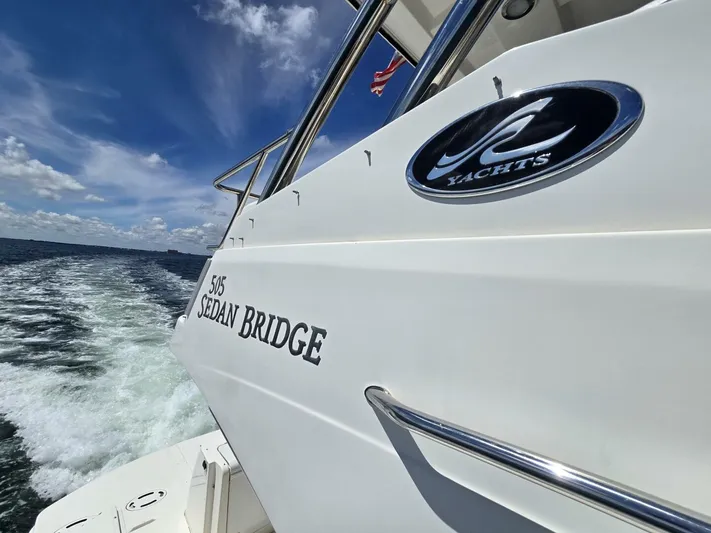  Yacht Photos Pics 2008 Sea Ray 505 Sedan Bridge - Image 38