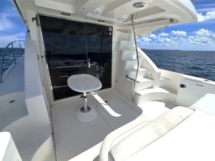  Yacht Photos Pics 2008 Sea Ray 505 Sedan Bridge - Image 15