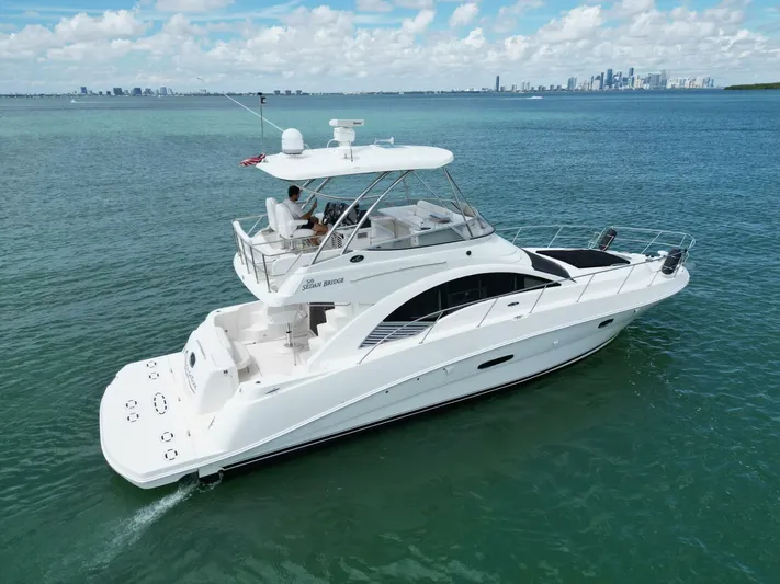  Yacht Photos Pics 2008 Sea Ray 505 Sedan Bridge - Image 3
