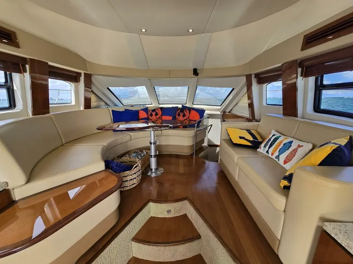  Yacht Photos Pics 2008 Sea Ray 505 Sedan Bridge - Image 20