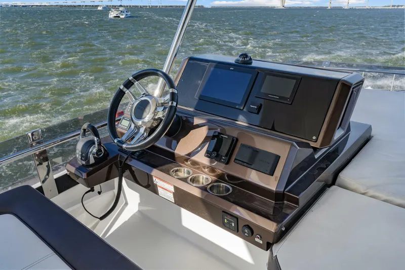  Yacht Photos Pics 2022 Galeon 500 Fly - Image 62