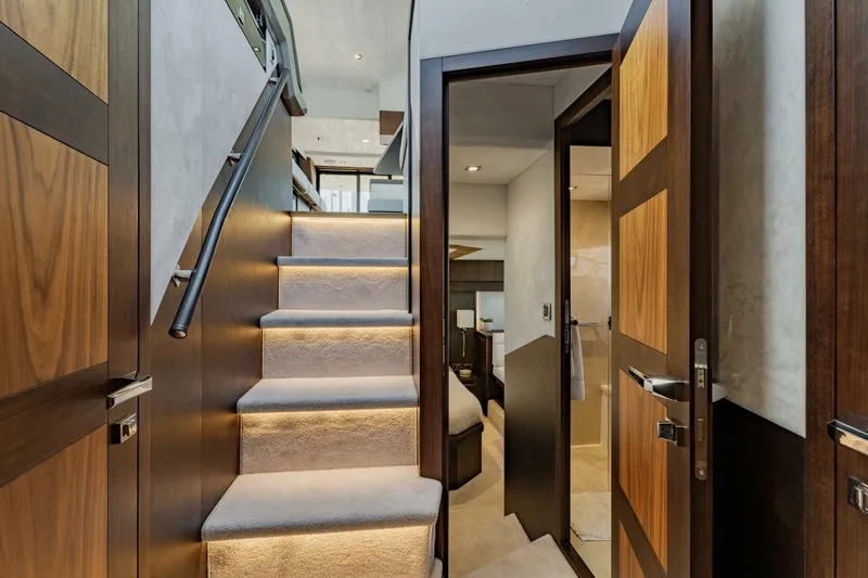  Yacht Photos Pics 2022 Galeon 500 Fly - Image 43