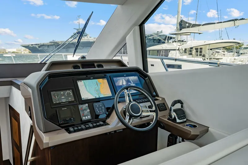  Yacht Photos Pics 2022 Galeon 500 Fly - Image 40