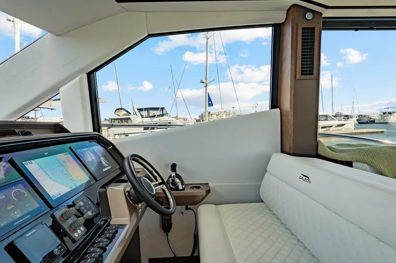  Yacht Photos Pics 2022 Galeon 500 Fly - Image 39