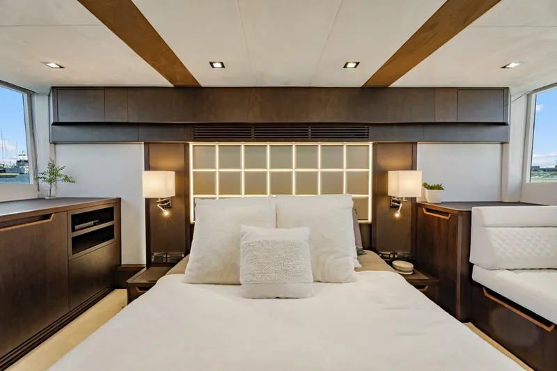  Yacht Photos Pics 2022 Galeon 500 Fly - Image 52