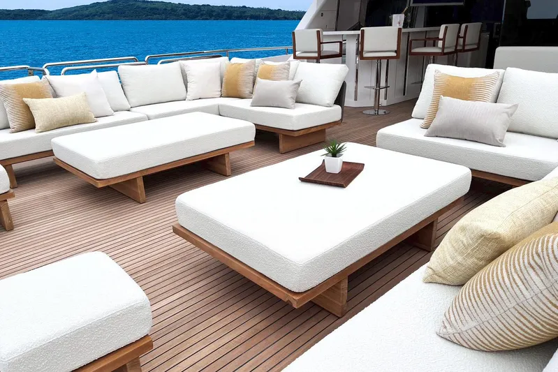 Horizon Fd90-234 / Available Flibs 2025 Yacht Photos Pics Horizon FD90 Hull 34