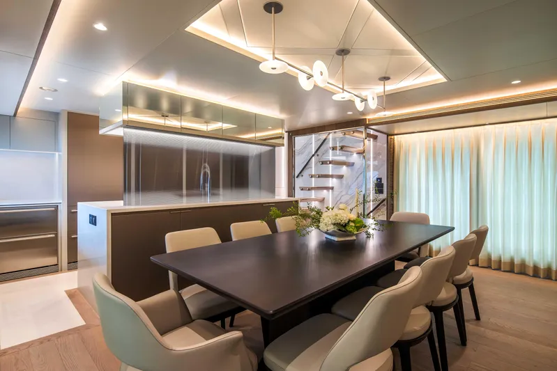 Horizon Fd90-234 / Available Flibs 2025 Yacht Photos Pics Horizon FD90 Hull 34