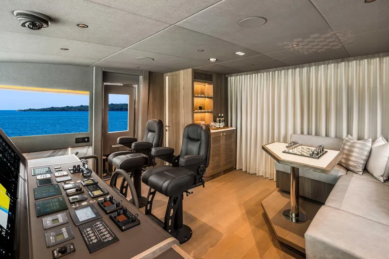 Horizon Fd90-234 / Available Flibs 2025 Yacht Photos Pics Horizon FD90 Hull 34