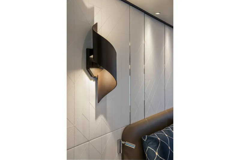 Horizon Fd90-234 / Available Flibs 2025 Yacht Photos Pics Horizon FD90 Hull 34