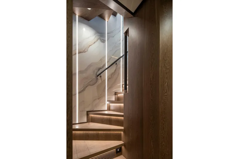 Horizon Fd90-234 / Available Flibs 2025 Yacht Photos Pics Horizon FD90 Hull 34