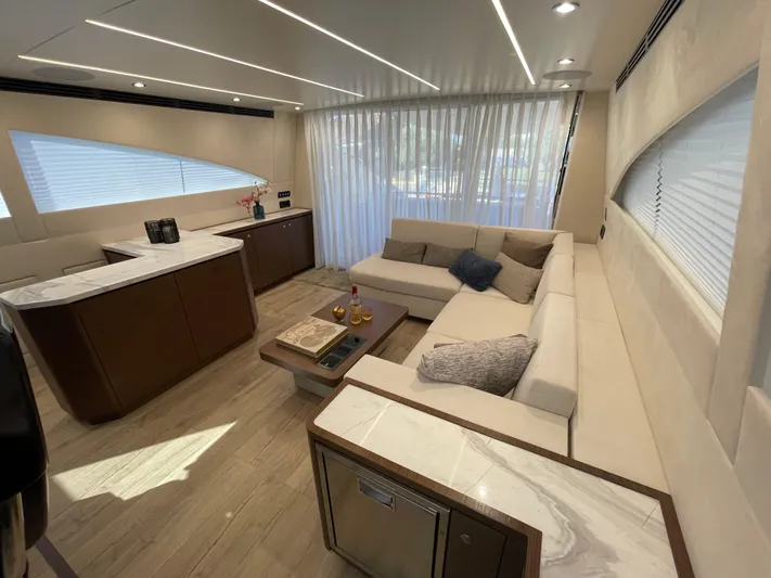 Blade Yacht Photos Pics Luxurious interior of a 2007 Pantera 80 GT yacht with modern furnishings and elegant decor.