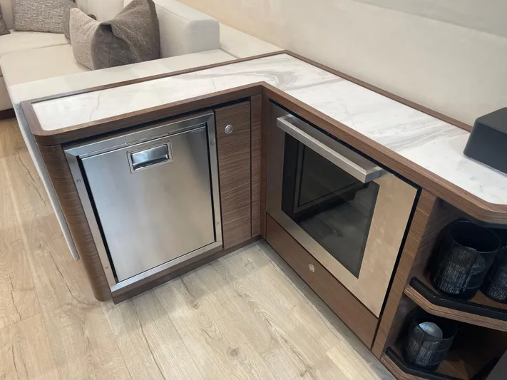 Blade Yacht Photos Pics 