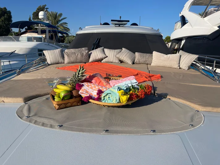 Blade Yacht Photos Pics 