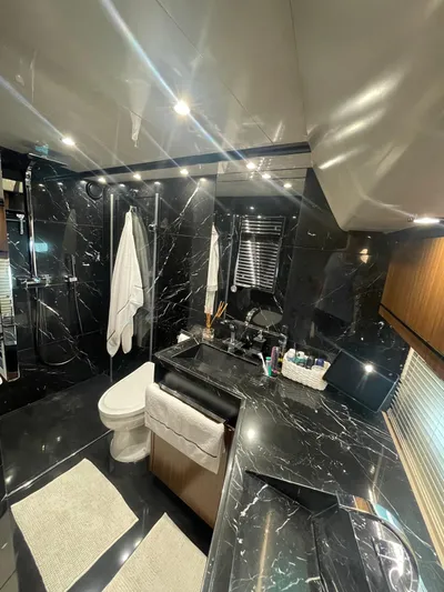 Blade Yacht Photos Pics 