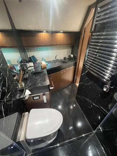 Blade Yacht Photos Pics 