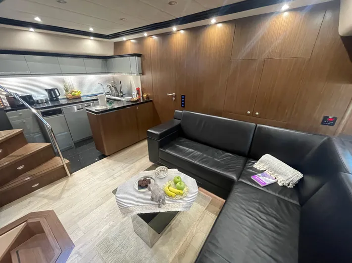 Blade Yacht Photos Pics 