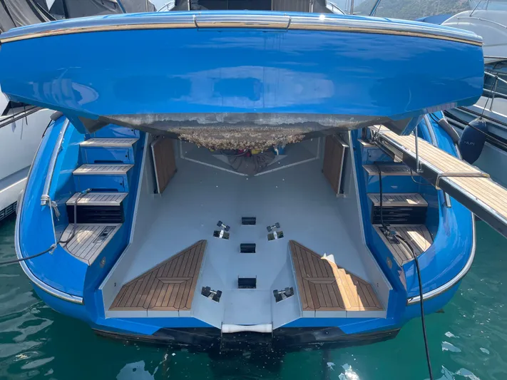 Blade Yacht Photos Pics 