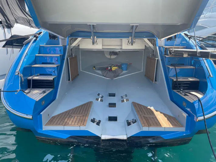 Blade Yacht Photos Pics 