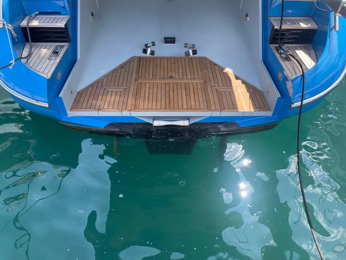 Blade Yacht Photos Pics 