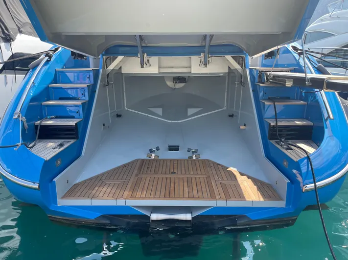 Blade Yacht Photos Pics 