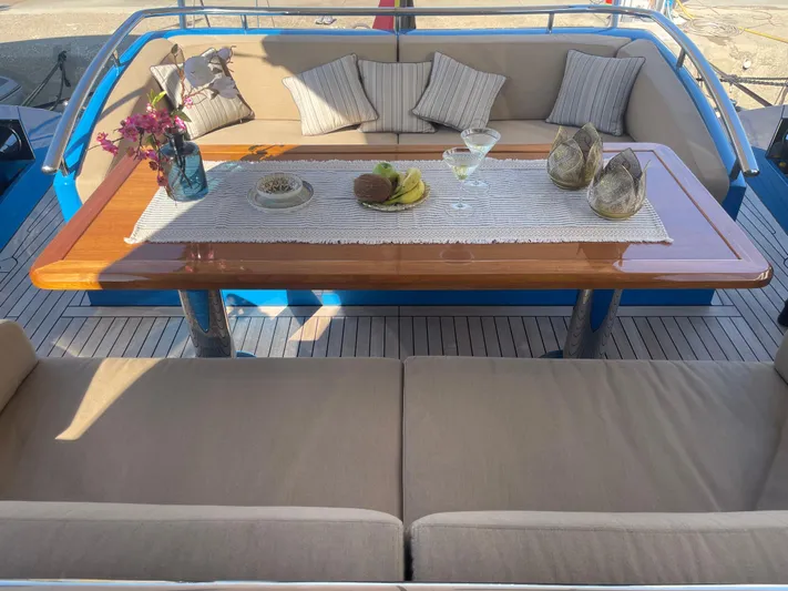 Blade Yacht Photos Pics 