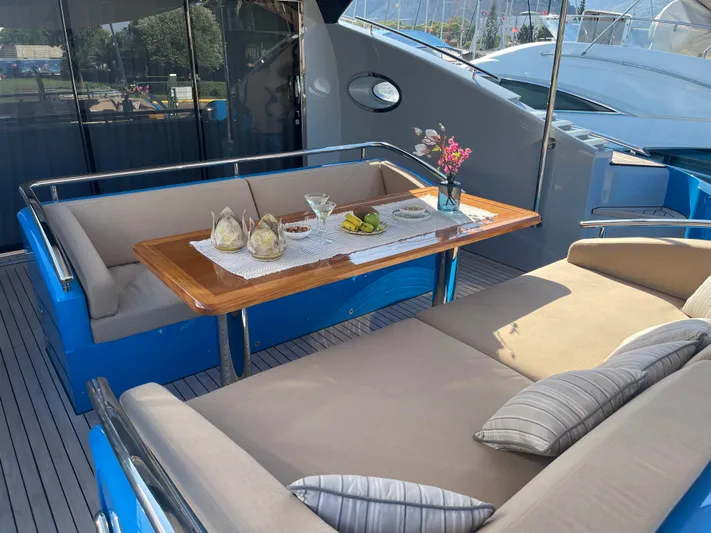 Blade Yacht Photos Pics 