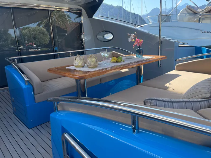 Blade Yacht Photos Pics 