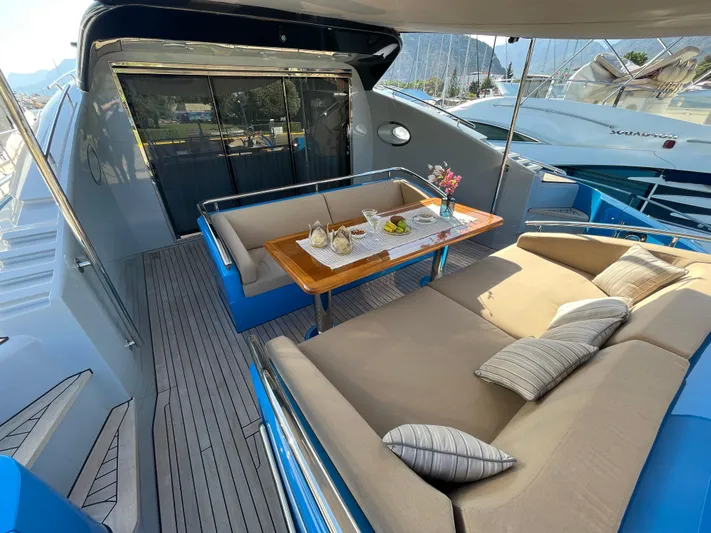 Blade Yacht Photos Pics 