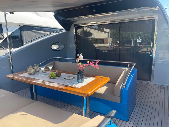 Blade Yacht Photos Pics 