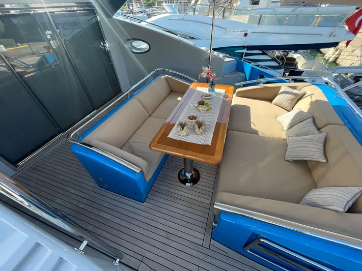 Blade Yacht Photos Pics 