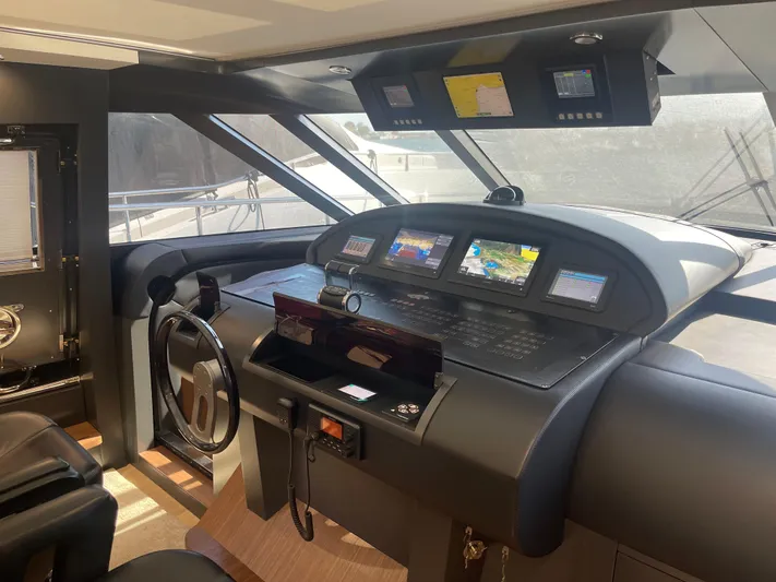 Blade Yacht Photos Pics 