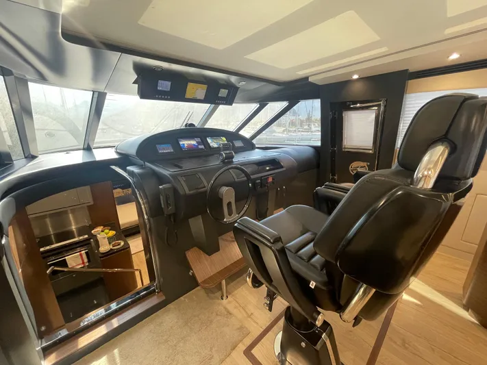 Blade Yacht Photos Pics 