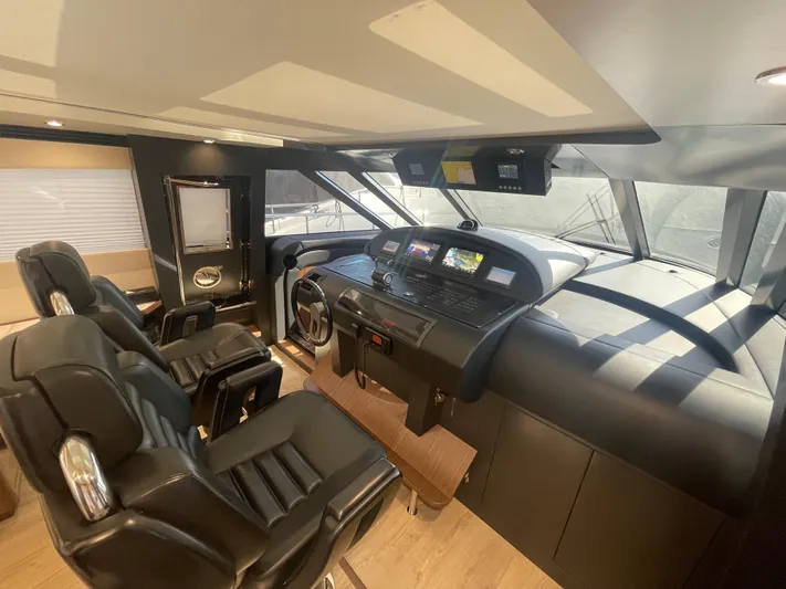 Blade Yacht Photos Pics 