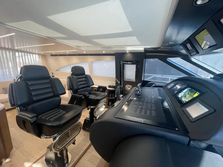 Blade Yacht Photos Pics 