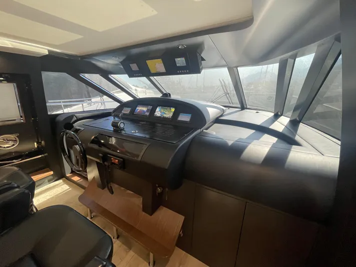 Blade Yacht Photos Pics 