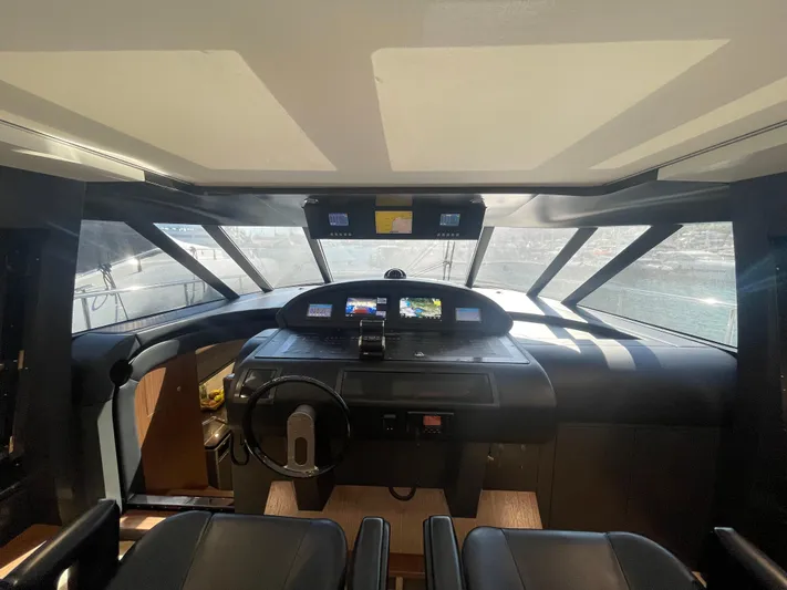 Blade Yacht Photos Pics 