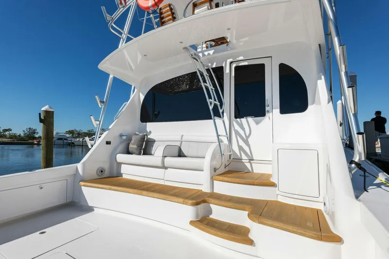 El Dorado Yacht Photos Pics 2022 Viking 68 CNV