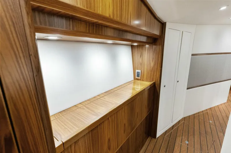 El Dorado Yacht Photos Pics 2022 Viking 68 CNV