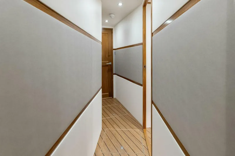 El Dorado Yacht Photos Pics 2022 Viking 68 CNV